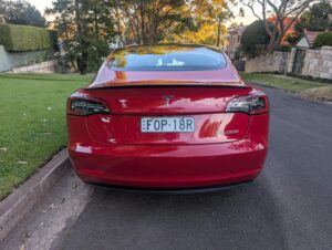 2023 Tesla Model 3 Red - Photo 3