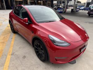 2023 Tesla Y Red - Photo 1