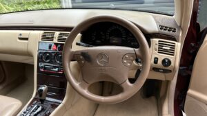 2001 Mercedes-Benz E240 Maroon - Photo 11