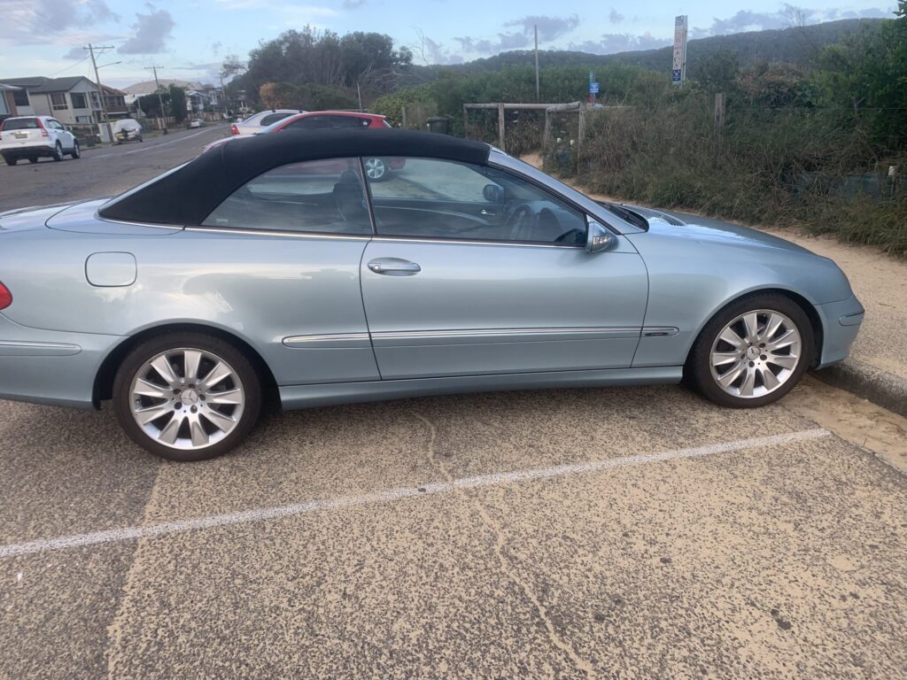 2004 Mercedes-Benz CLK320 Blue