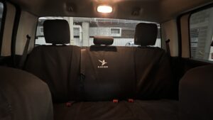 #10. Clear view of rear seat