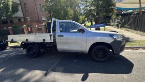 2021 Toyota Hilux Silver - Photo 2