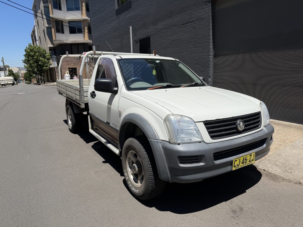 2004 Holden Colorado White
