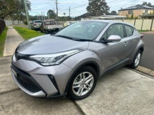 2022 Toyota C-HR Grey - Photo 2