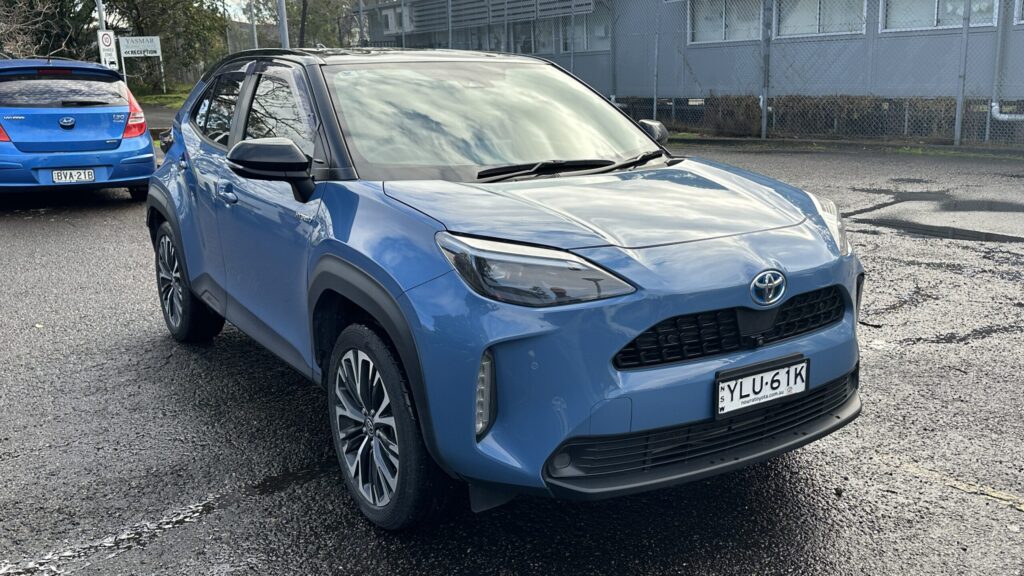 2021 Toyota Yaris Cross Mineral blue