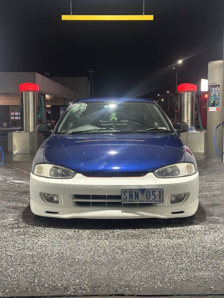 2003 Mitsubishi Mirage Blue