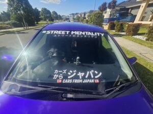 #6. Over bonnet looking at driver and passenger seat
