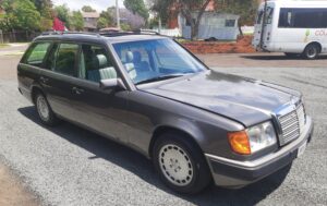 1989 Mercedes-Benz 300TE Metallic grey - Main Photo