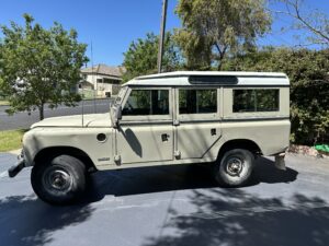 1981 Land Rover Defender Beige - Main Photo