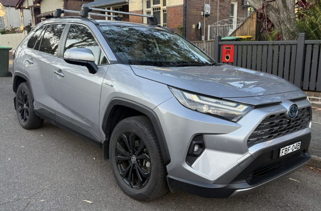 2023 Toyota RAV4 Silver
