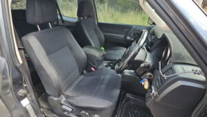 #8. Key angle showing driver and passenger seat from dash