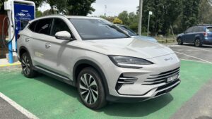 2025 BYD Sealion 6 Aurora white - Main Photo