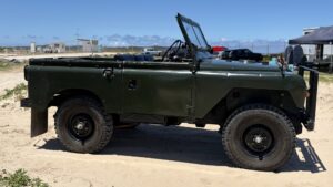 1964 Land Rover Series 2 Green - Photo 2
