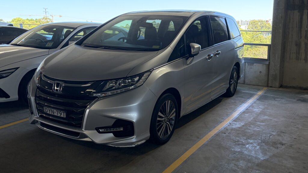 2018 Honda Odyssey Silver