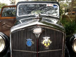 #6. Over bonnet looking at driver and passenger seat