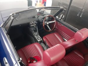 #7. Interior 3/4