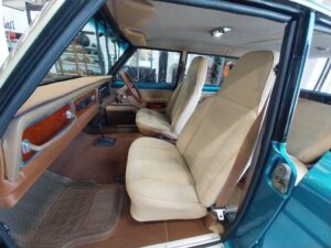 #5. Front Seats