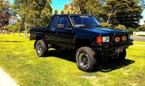 1985 Toyota Hilux Black - Main Photo