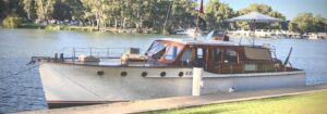 1951 Halvorsen 47 foot Bridgedeck cruiser White and timber - Photo 4