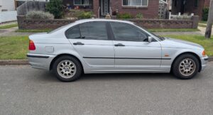 2000 BMW 318i Silver - Main Photo