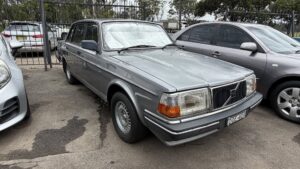 1988 Volvo 240 Grey - Main Photo