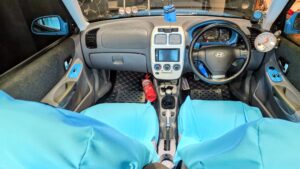 2000 Hyundai Accent Turquoise - Photo 9