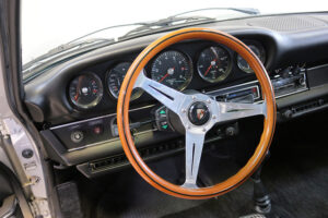 1972 Porsche 911 Silver - Photo 10