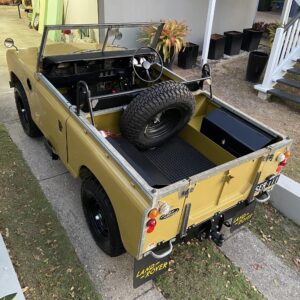 #4. Rear ¾ angle (passenger side)