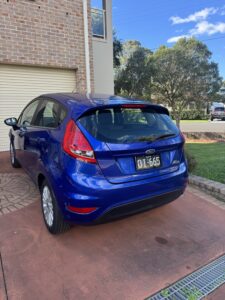 2011 Ford Fiesta Aurora blue - Photo 9