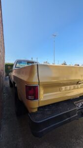 #4. Rear ¾ angle (passenger side)
