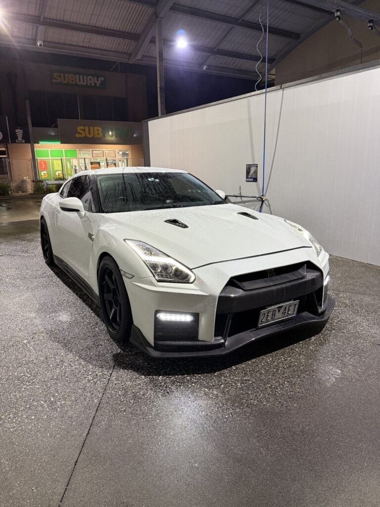 2008 Nissan GT-R White