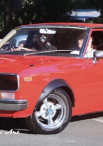 #6. Over bonnet looking at driver and passenger seat