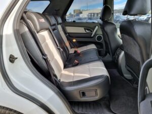 #9. Clear view of rear seat