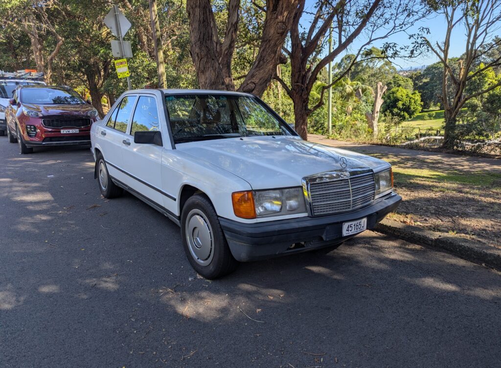 1986 Mercedes-Benz W201 White