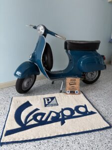 1974 Vespa Small frame 90cc Pavone/peacock - Main Photo