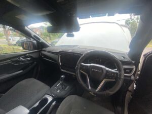 #10. Dashboard from rear seats