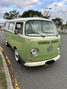 1972 Volkswagen Transporter Green and cre - Main Photo