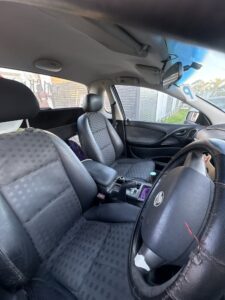 #8. Key angle showing driver and passenger seat from dash