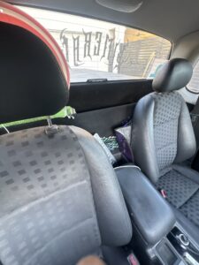 #9. Clear view of rear seat