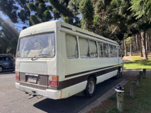 1990 Toyota Coaster Beige/ brown - Photo 2