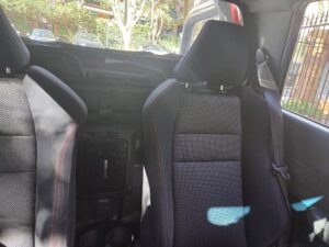 #9. Clear view of rear seat