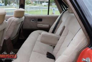 #10. Clear view of rear seat