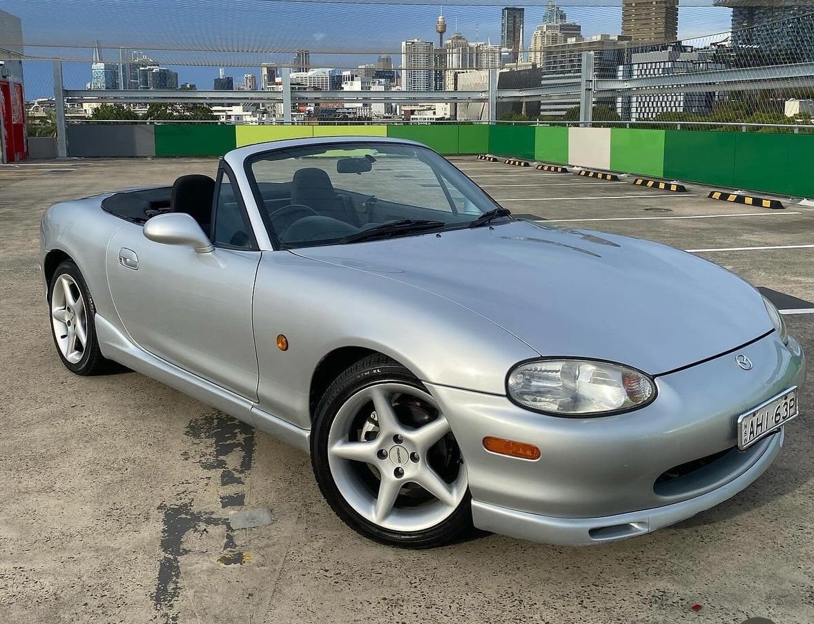 1998 Mazda MX-5 Silver