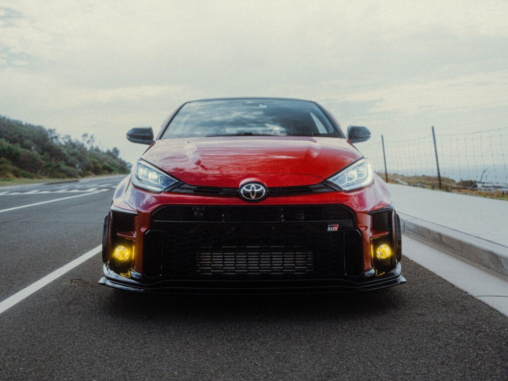 2021 Toyota Yaris Red (3u5 - feverish red)