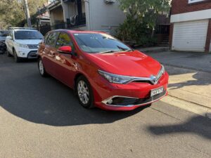 2016 Toyota Corolla Red - Photo 2
