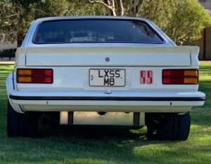 1976 Holden Torana White with black outs - Photo 22