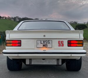 1976 Holden Torana White with black outs - Photo 25
