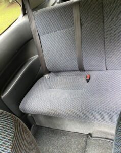 #10. Clear view of rear seat