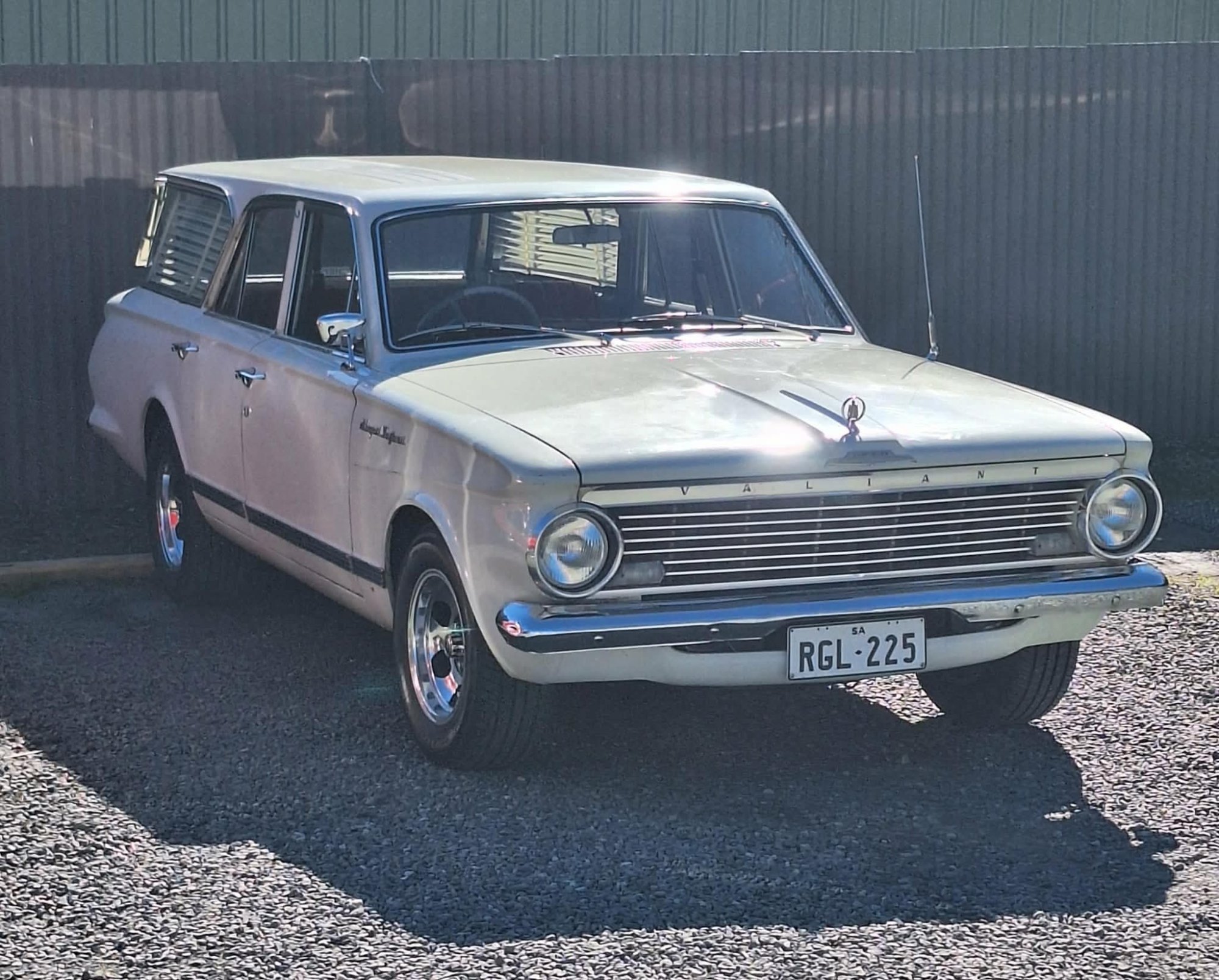 1964 Chrysler Valiant White