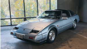 1984 Nissan 300ZX Blue/silver - Main Photo